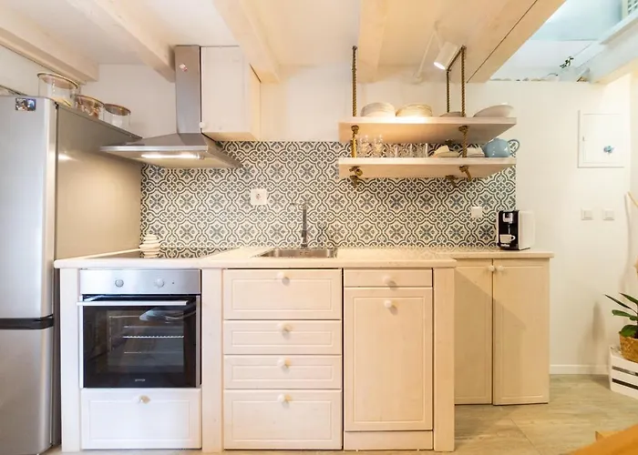 Sea Pearl Apartment *